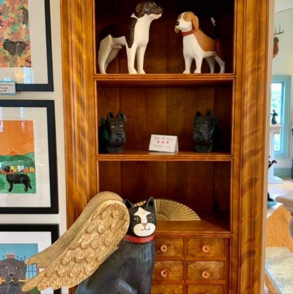 ISO (in search of - NOT SELLING) Stephen Huneck dog sculptures